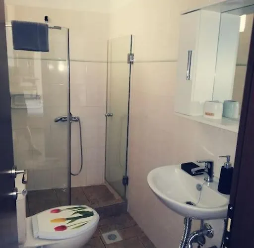 οrantes Maris Family And Groups Katápola